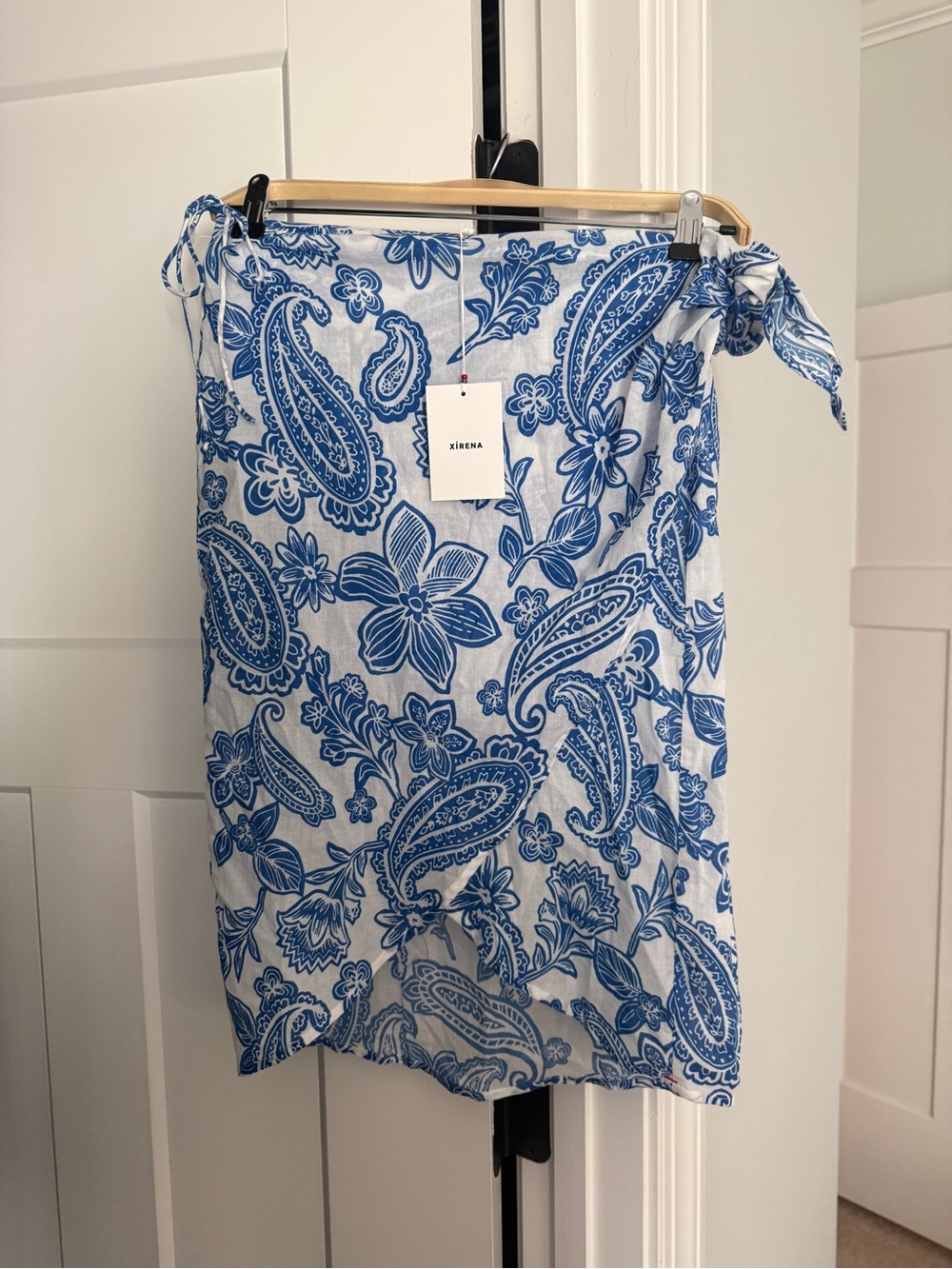 Xirena SYDNI SARONG SKIRT Santorini wrap new nwt blue white